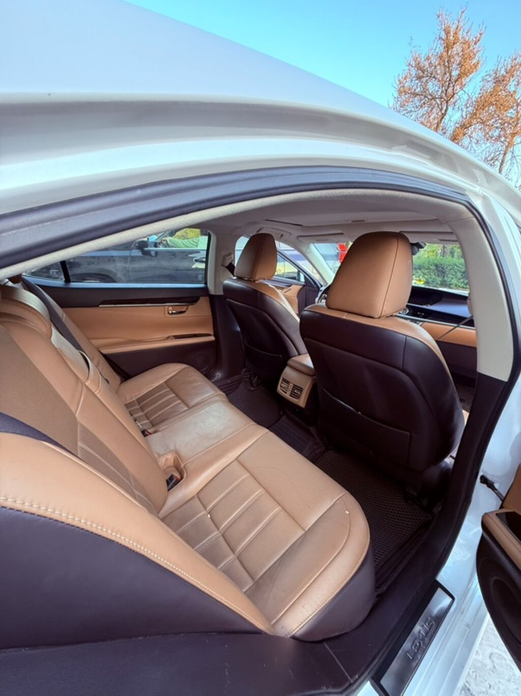 Lexus ES: 2017 г., 3.5 л, Автомат, Бензин, Седан: фото 3