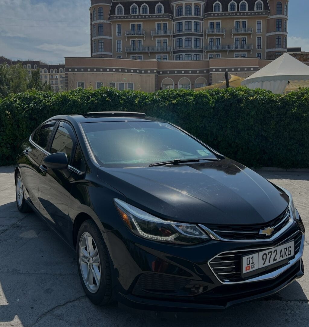 Chevrolet Cruze: 2018 г., 1.4 л, Автомат, Бензин, Седан: фото 2