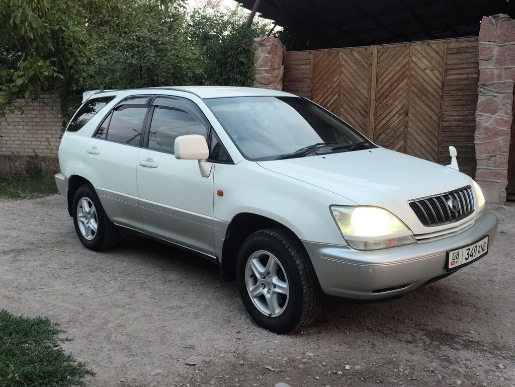 Toyota Harrier: 2002 г., 2.4 л, Автомат, Газ, Кроссовер: фото 6