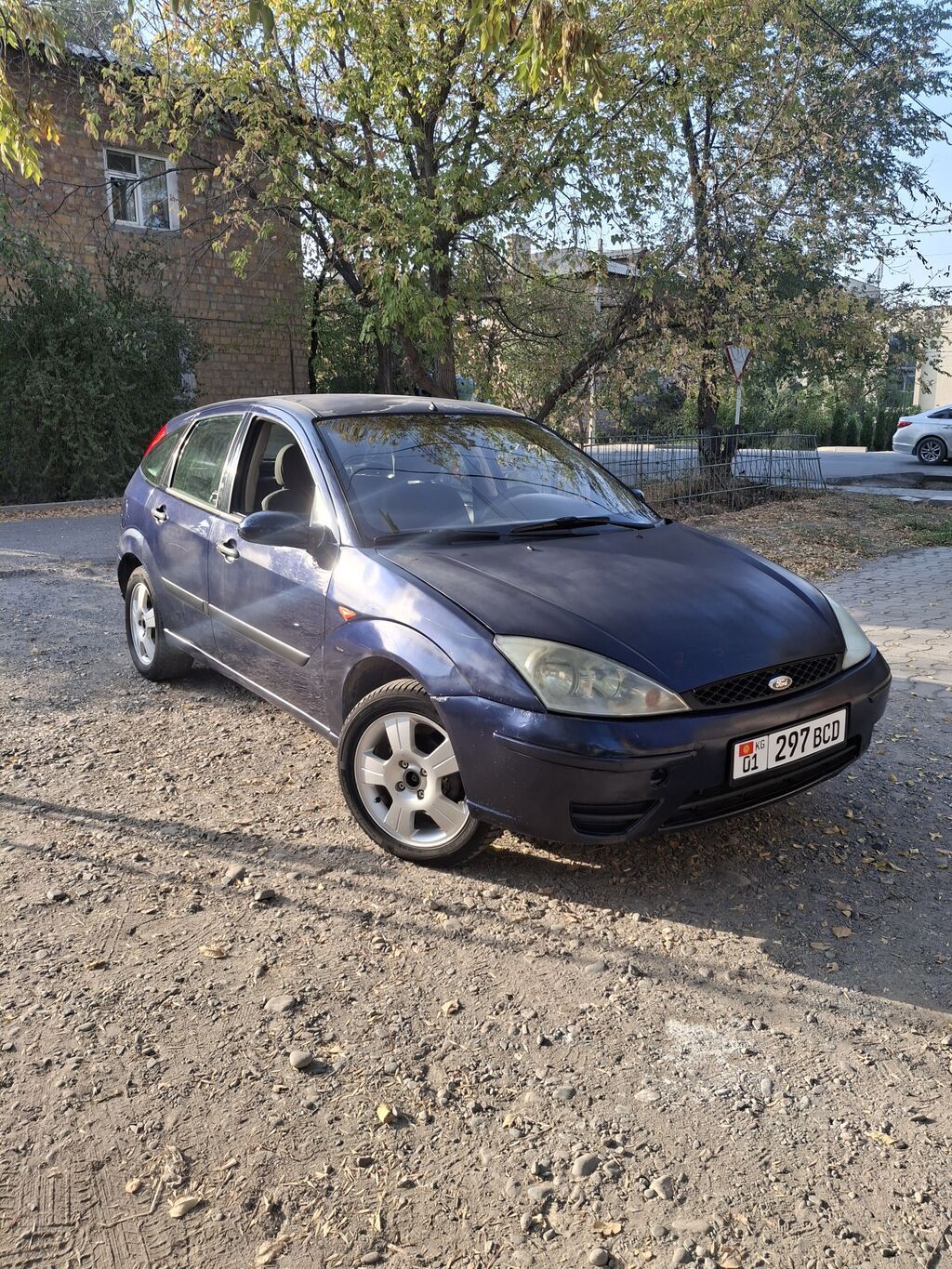 Ford Focus: 2002 г., 1.6 л, Механика, Бензин, Хэтчбэк: фото 6