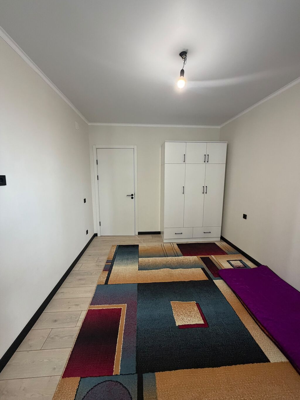 2 комнаты, 52 м², Пишпек Элитка, 4 этаж, Евроремонт: фото 3