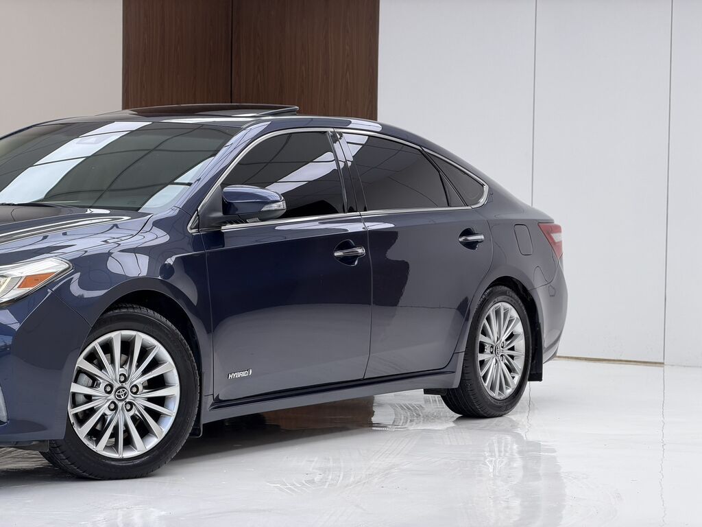 Toyota Avalon: 2018 г., 2.5 л, Автомат, Гибрид, Седан: фото 5
