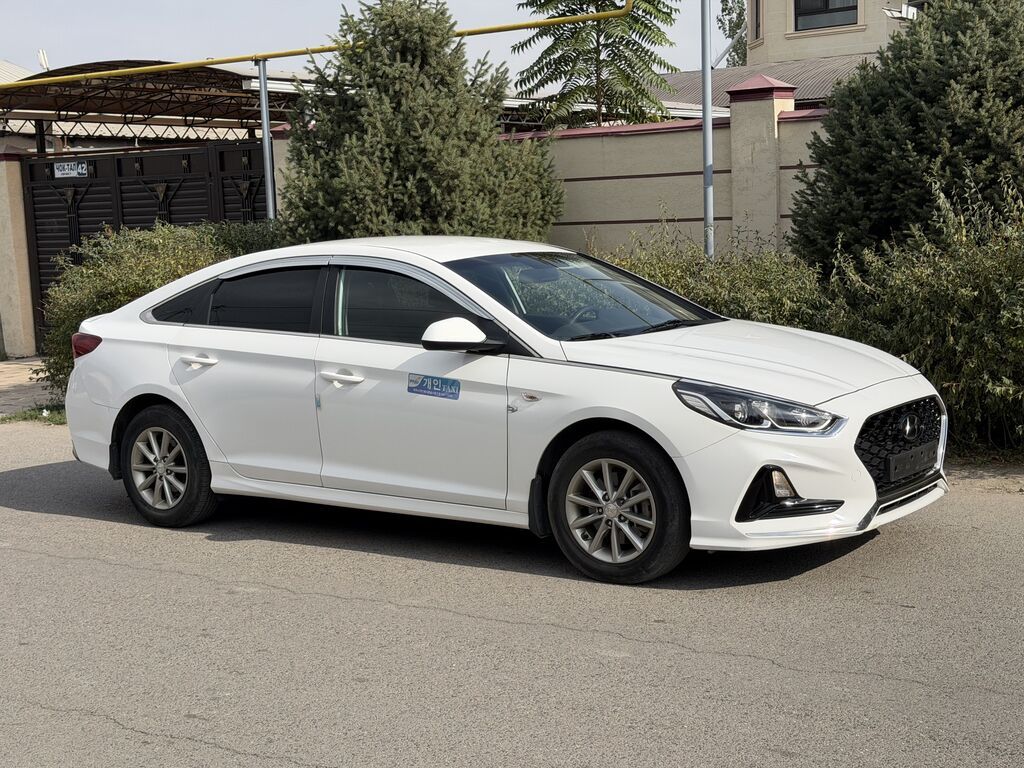 Hyundai Sonata: 2020 г., 2 л, Автомат: фото 4