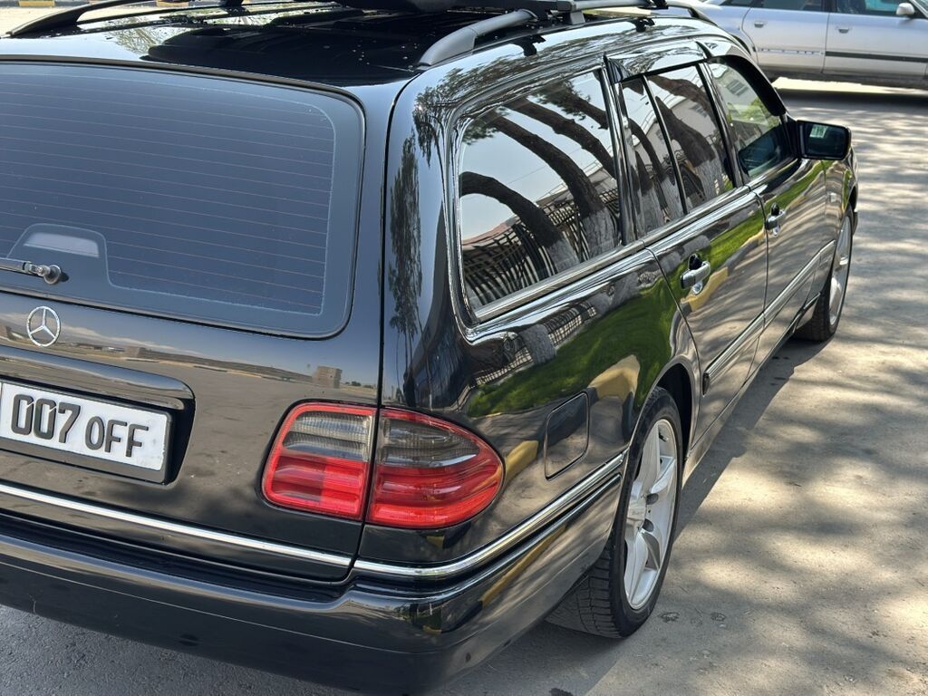 Mercedes-Benz E-Class: 1999 г., 2.8 л, Автомат, Бензин, Универсал: фото 5