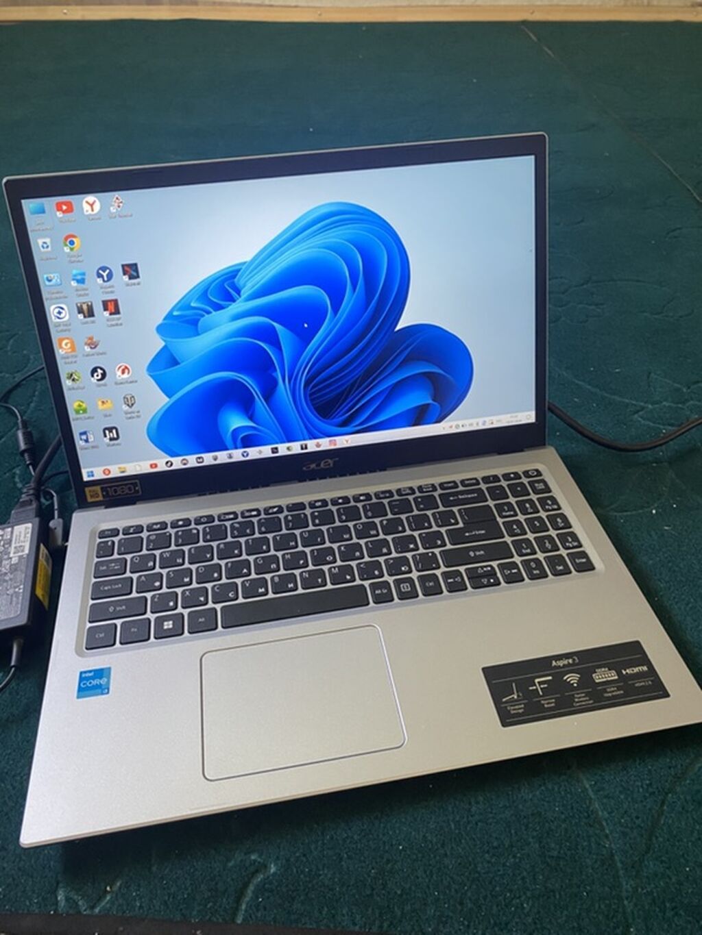 Acer Aspire 3 — ноутбук с экраном 15.6" Full HD (наклейка FHD 1080p): фото 2