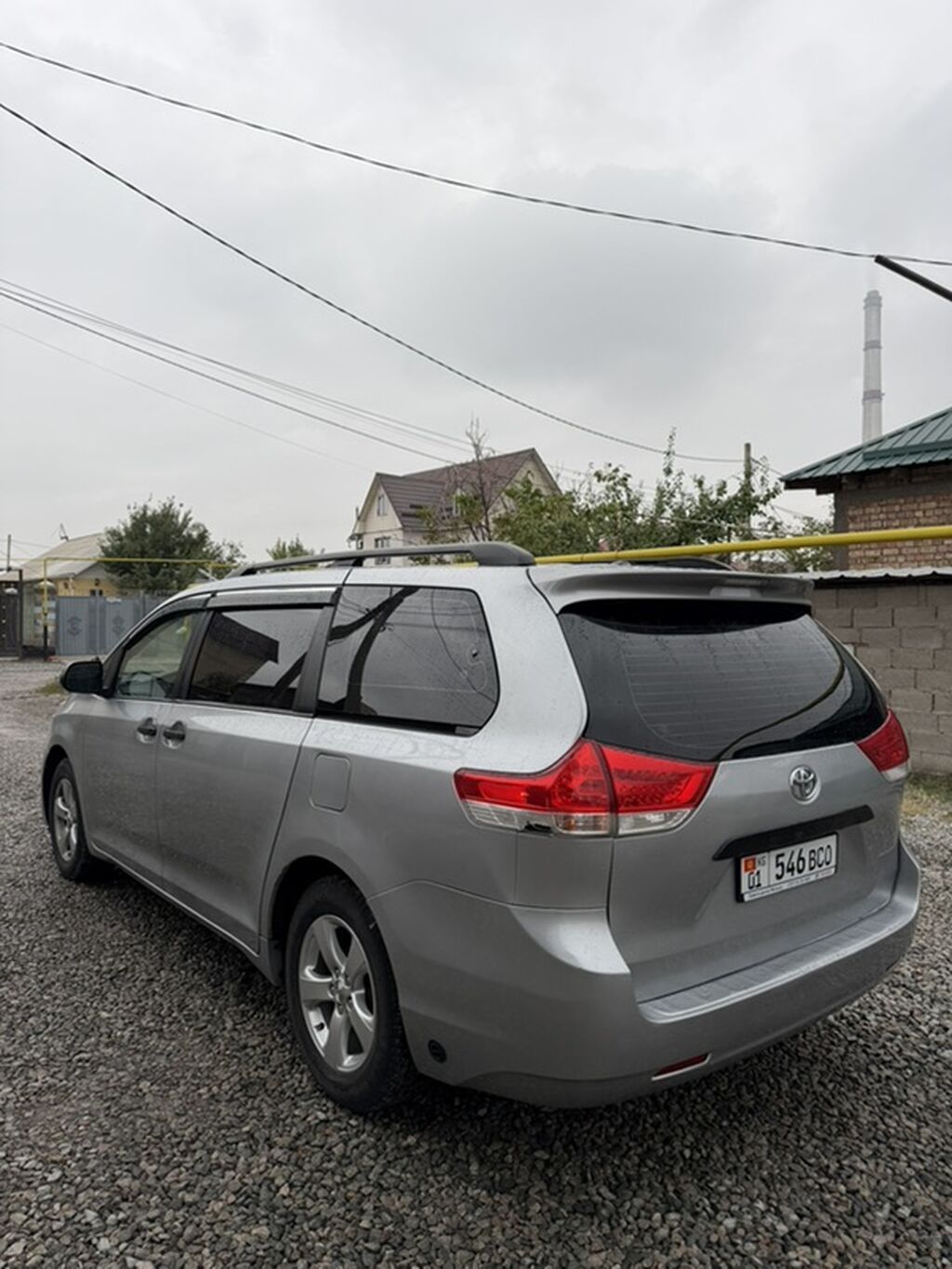 Toyota Sienna: 2011 г., 3.5 л, Автомат, Газ, Минивэн: фото 5