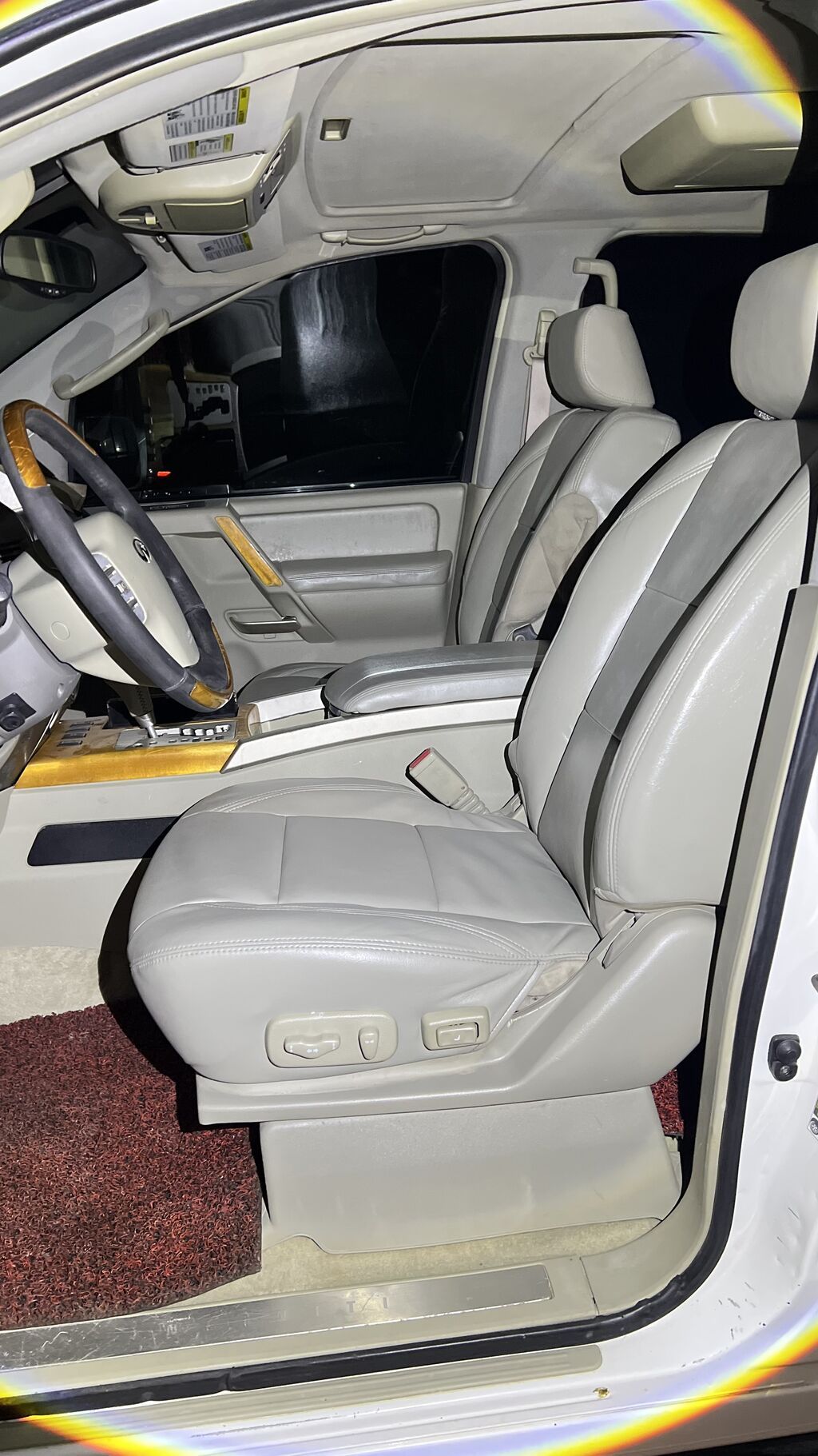 Infiniti QX56: 2005 г., 5.6 л, Автомат, Газ, Внедорожник: фото 4