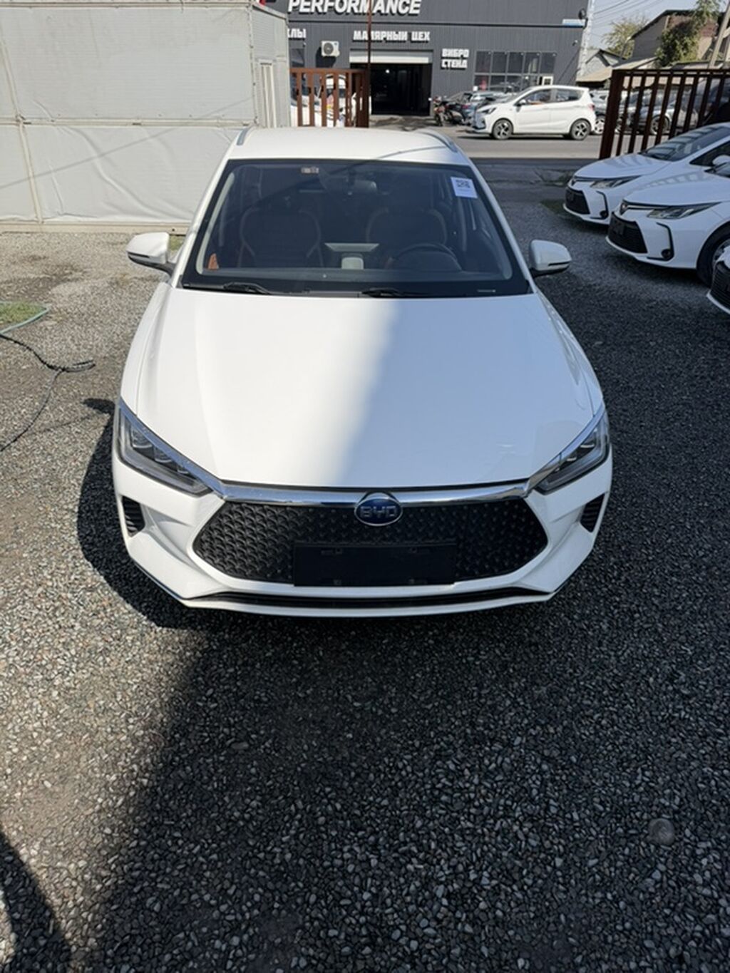 BYD E2: 2021 г., Автомат, Электромобиль, Кроссовер: фото 6