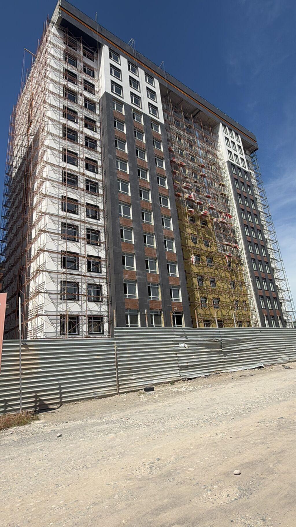 2 комнаты, 71 м²: фото 1