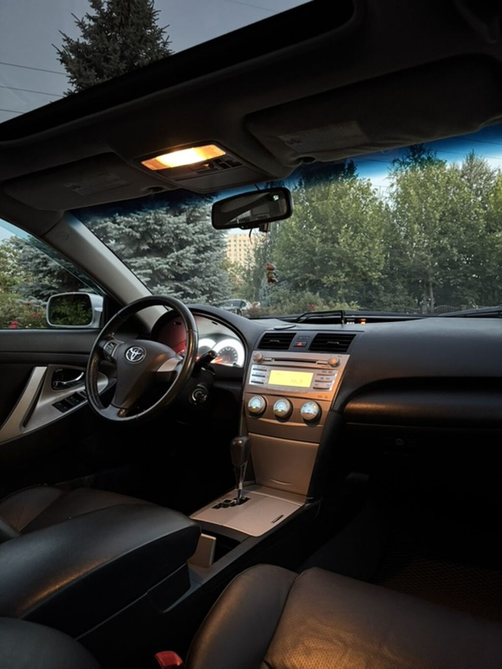 Toyota Camry: 2010 г., 2.5 л, Автомат, Бензин, Седан: фото 5