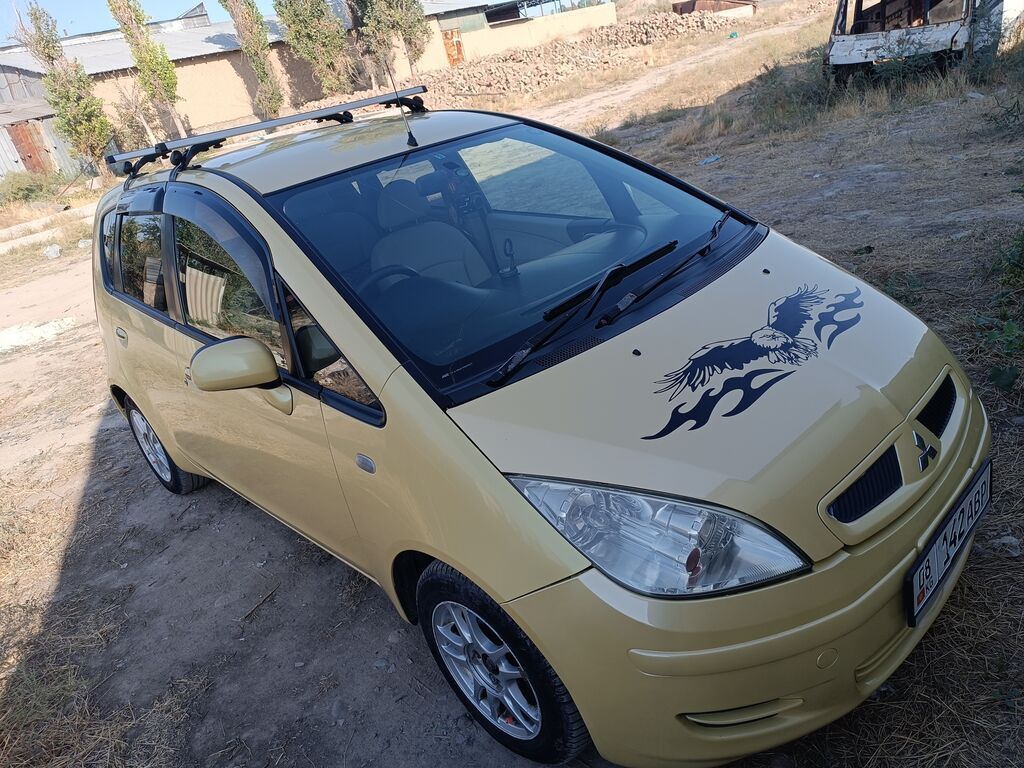 Mitsubishi Colt: 2004 г., Хэтчбэк: фото 2