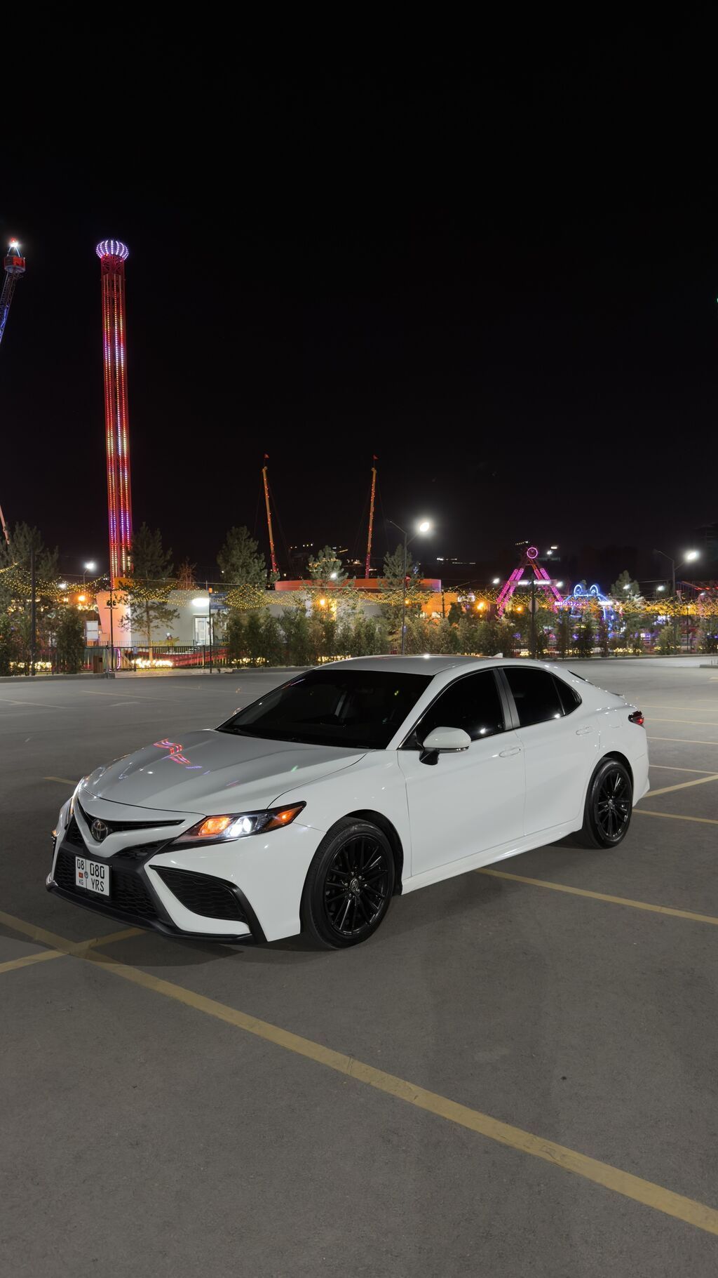 Toyota Camry: 2021 г., 2.5 л, Автомат, Бензин, Седан: фото 2