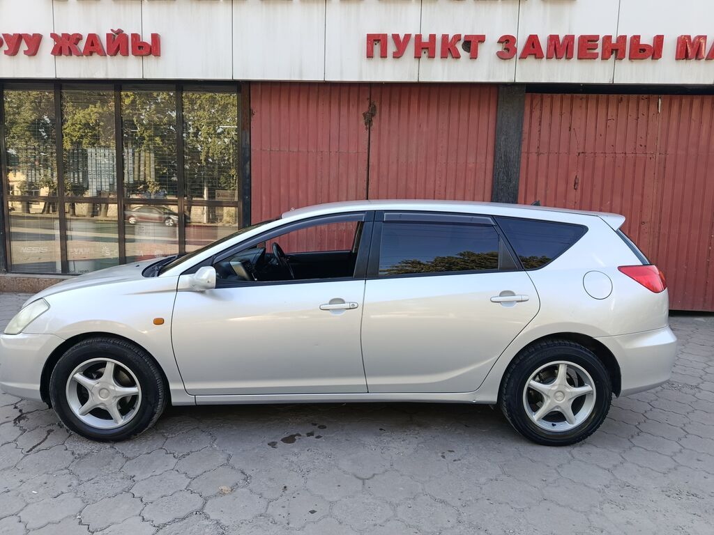 Toyota Caldina: 2004 г., 1.8 л, Автомат, Бензин, Универсал: фото 3