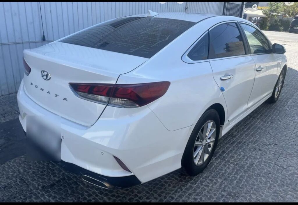 Hyundai Sonata: 2018 г., 2 л, Автомат, Газ, Седан: фото 3