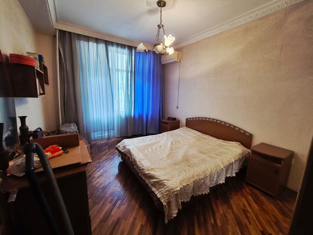 3 otaqlı, Yeni tikili, m. Nizami, 98 kv. m
