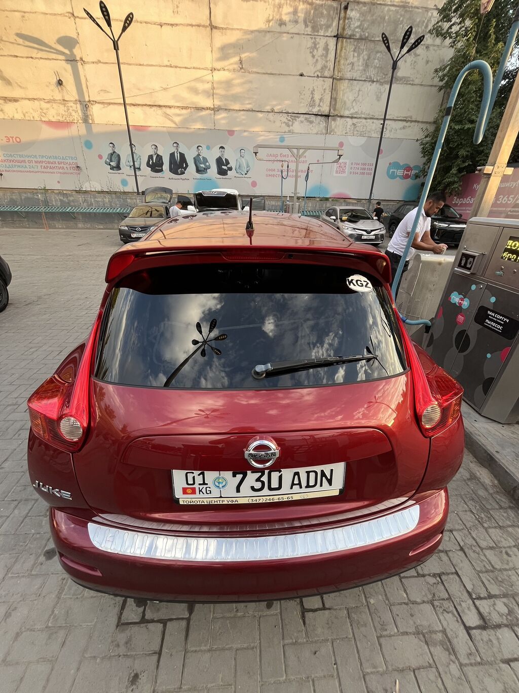Nissan Juke: 2012 г., 1.6 л, Автомат, Бензин, Кроссовер: фото 7