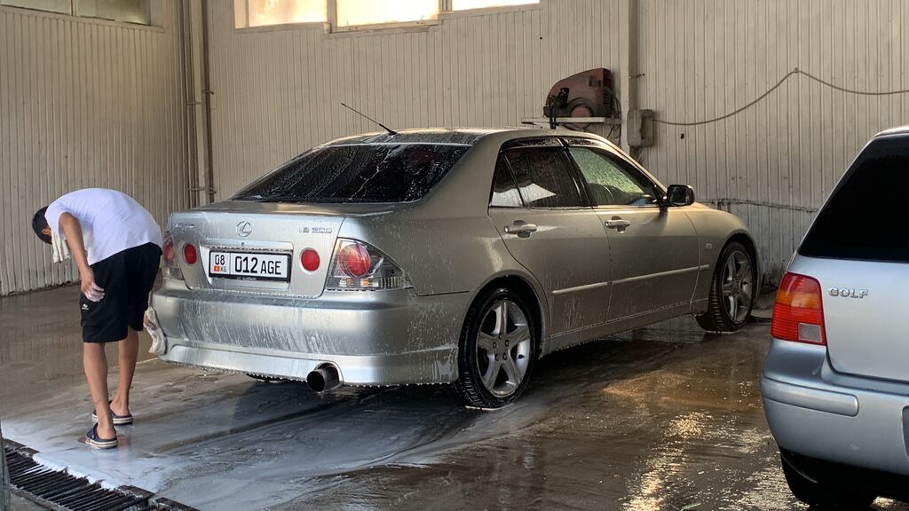 Lexus IS: 2003 г., 2 л, Автомат, Бензин, Седан: фото 7