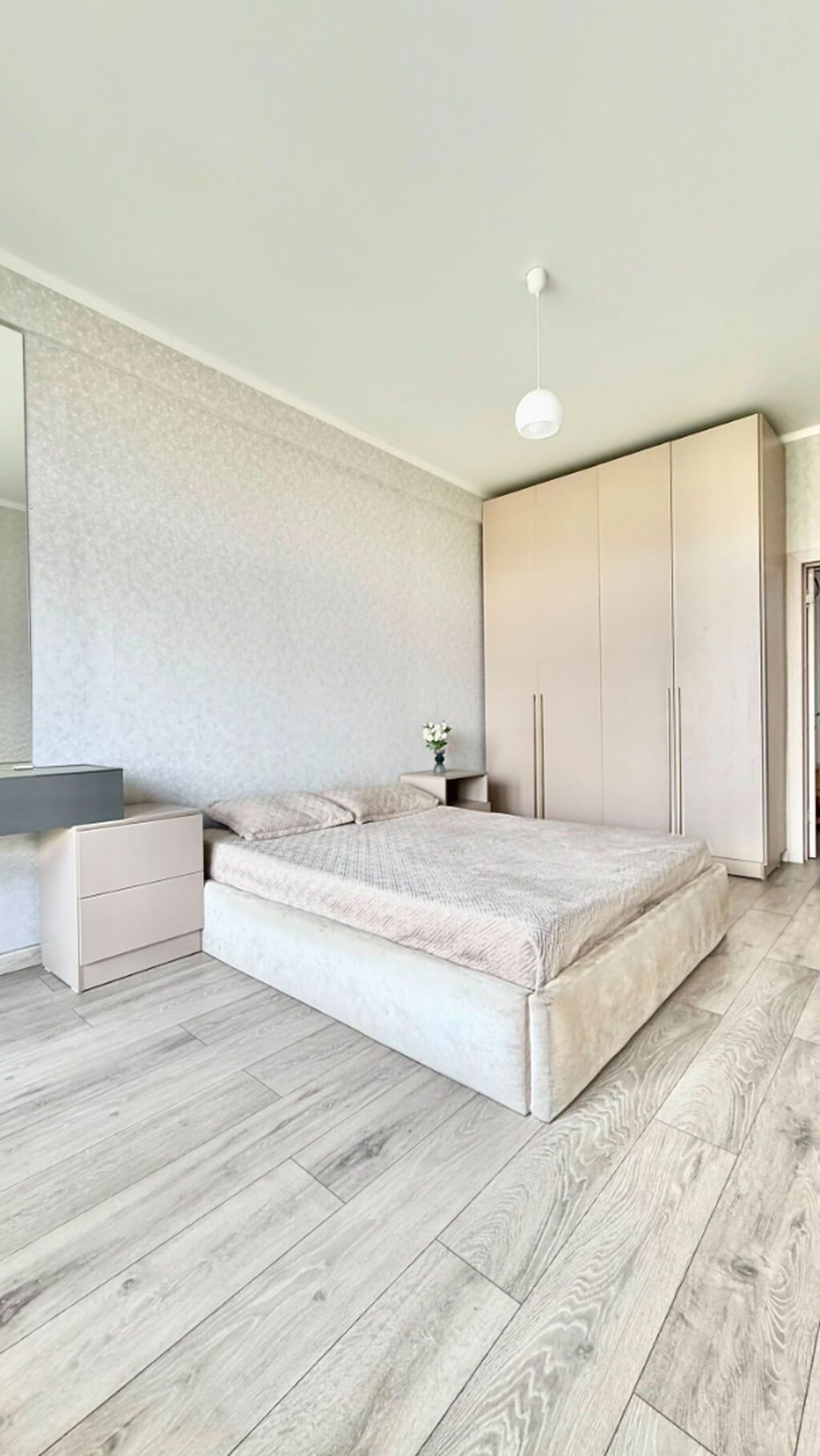 3 комнаты, 75 м², Юг-2 мкр Элитка, 10 этаж, Евроремонт: фото 2