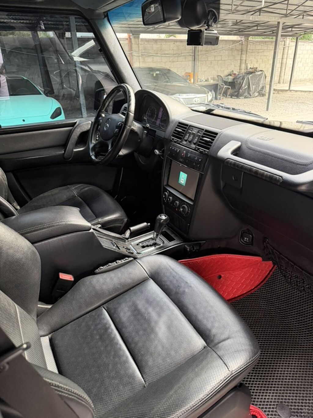 Mercedes-Benz G-Class: 2010 г., 5 л, Автомат, Бензин, Внедорожник: фото 5