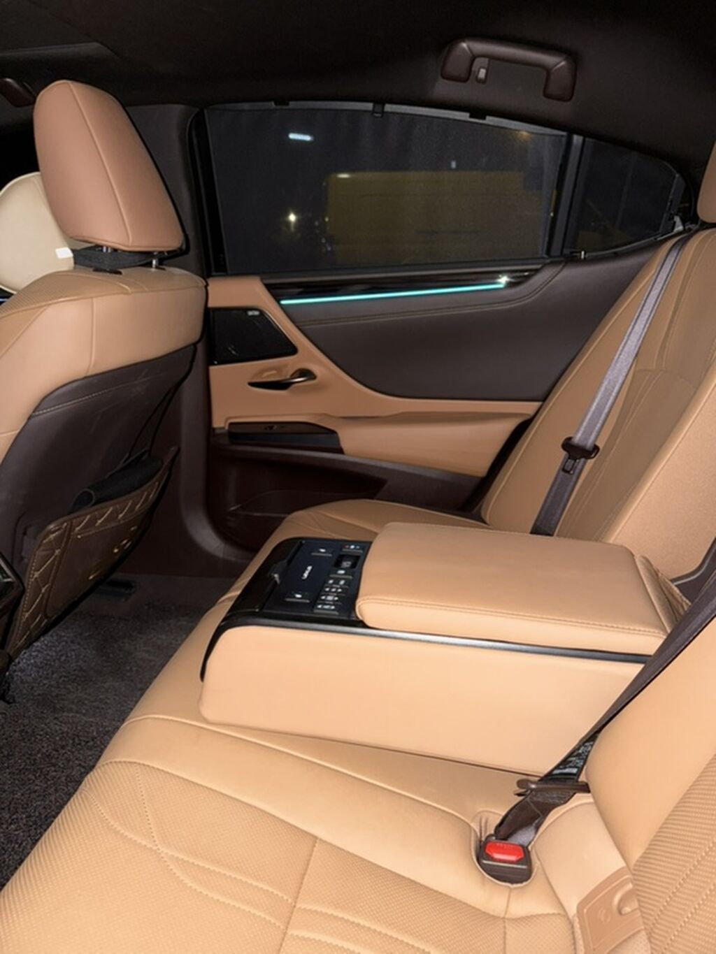 Lexus ES: 2020 г., 2.5 л, Вариатор, Гибрид, Седан: фото 5
