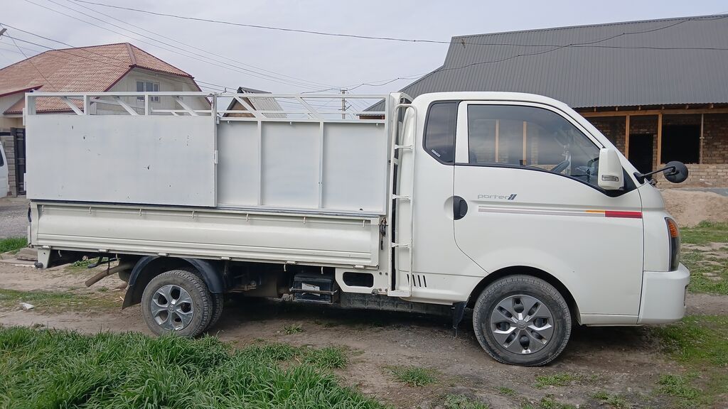 Hyundai Porter: 2018 г., 2.5 л, Автомат, Дизель: фото 2