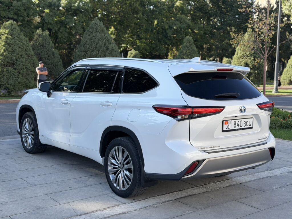 Toyota Highlander: 2022 г., 2.5 л, Вариатор, Гибрид, Кроссовер: фото 5