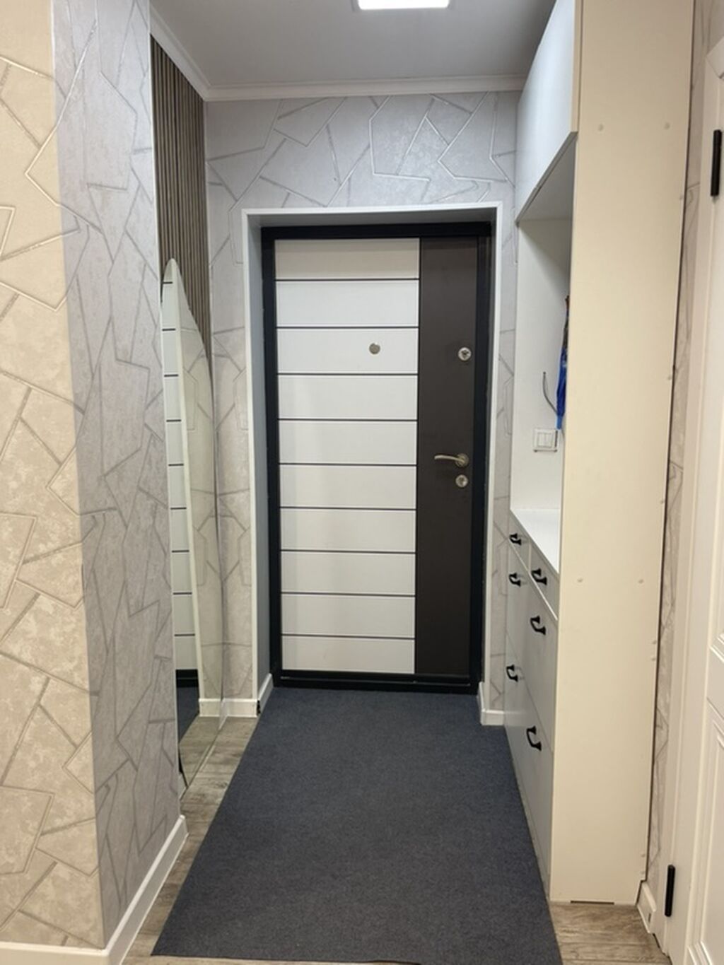 3 комнаты, 75 м², Карпинка Элитка, 8 этаж, Дизайнерский ремонт: фото 1