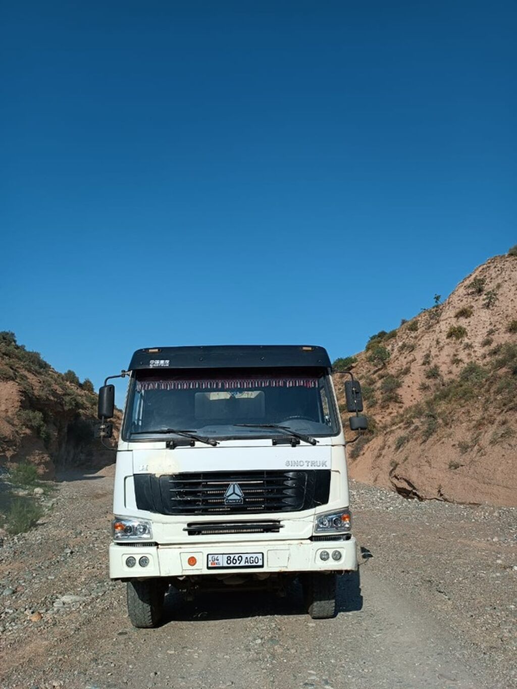 Самосвал Sinotruk (Howo), 6x4 - Трёхосный дорожный самосвал: фото 2