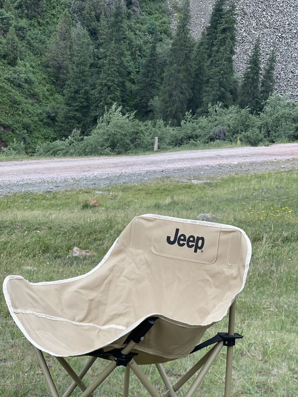 Удобное Складное кемпинговое кресло от фирмы JEEP - Тип: фото 3