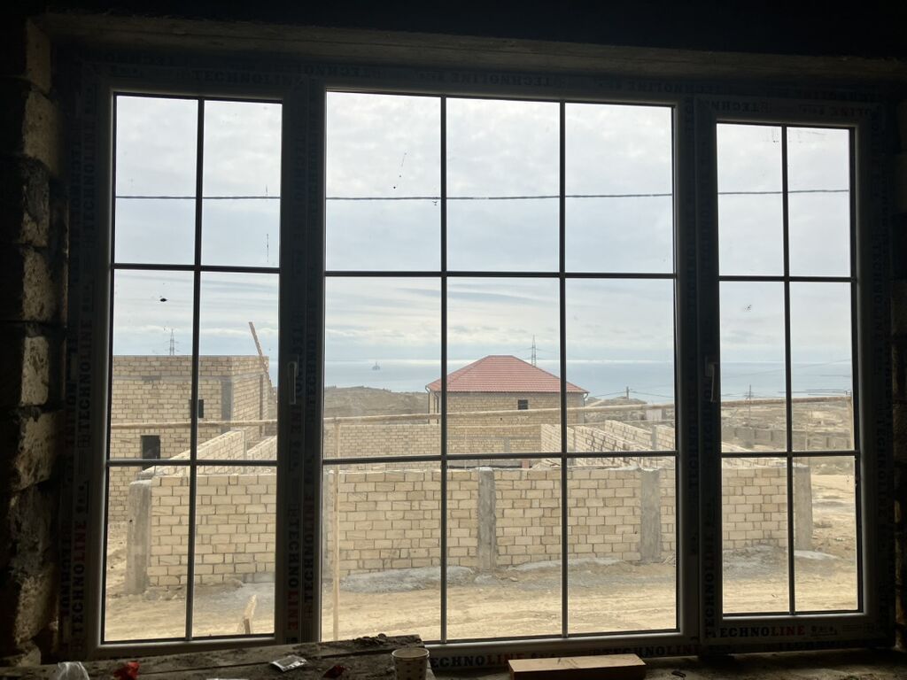 Badamdar qəs. 4 otaqlı, 140 kv. m, Kredit yoxdur, Təmirsiz