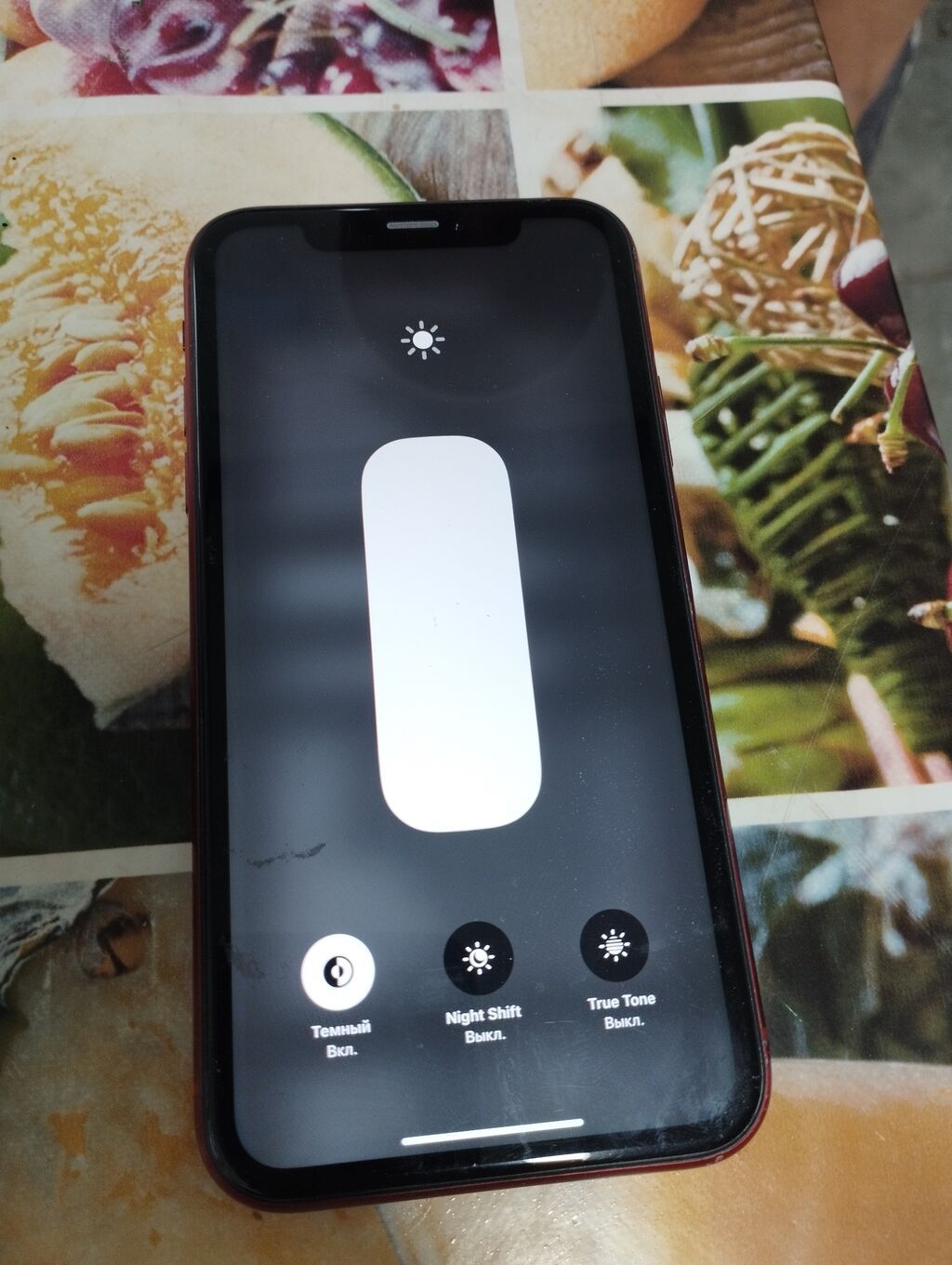 Продам флагман iphone XR на 128г. В хорошем состоянии, но с: фото 2