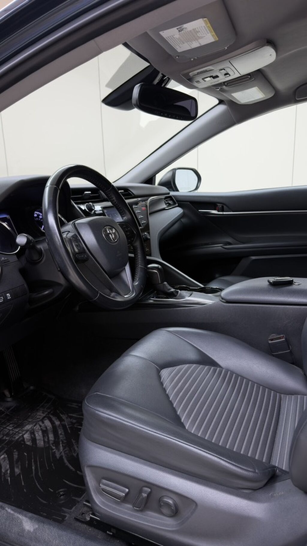 Toyota Camry: 2019 г., 2.5 л, Автомат, Бензин, Седан: фото 3