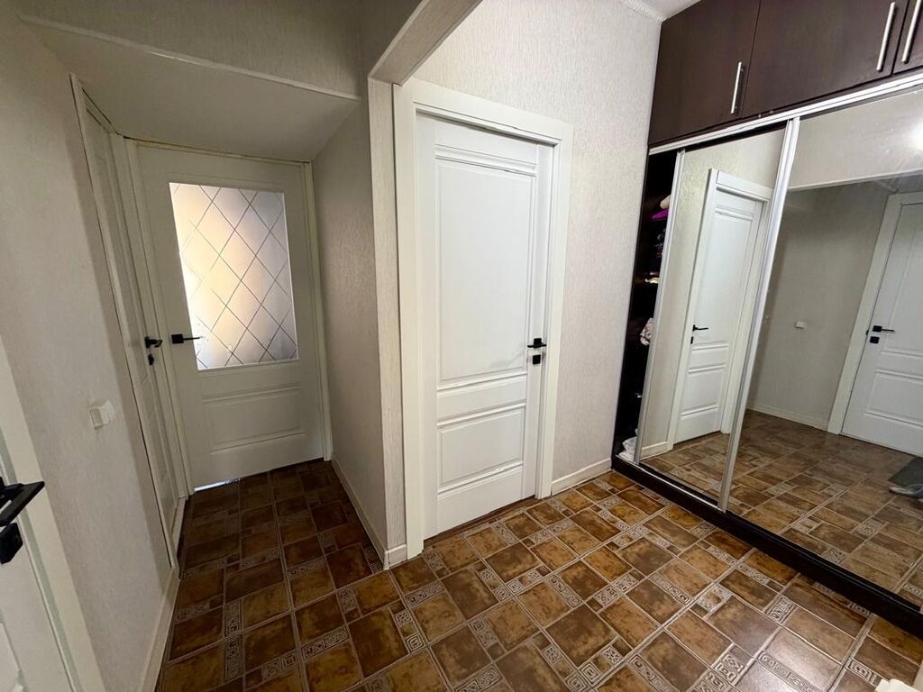 2 комнаты, 52 м², ул. Боконбаева / Гоголя 105 серия, 2 этаж, Евроремонт: фото 6