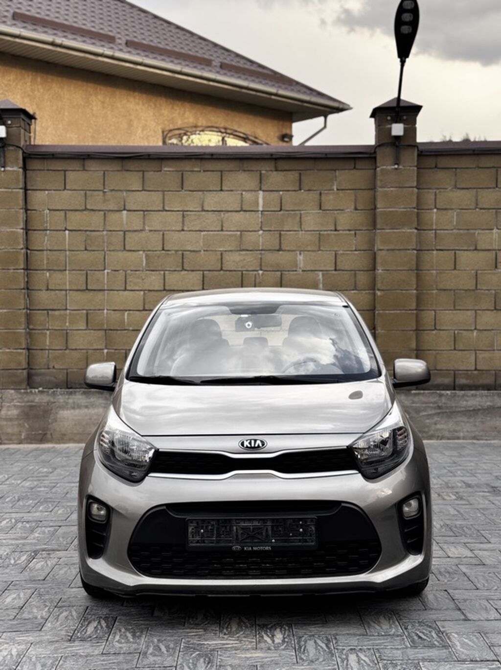 Kia Morning: 2017 г., 1 л, Автомат, Бензин, Хэтчбэк: фото 2