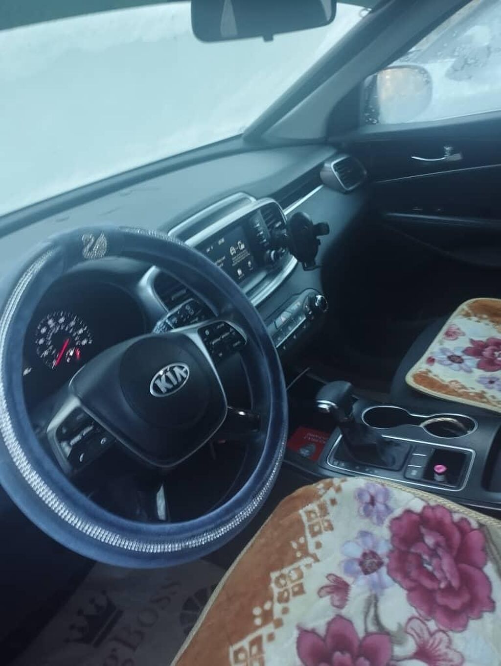 Kia Sorento: 2018 г., 2.5 л, Автомат, Бензин, Кроссовер — фото 6