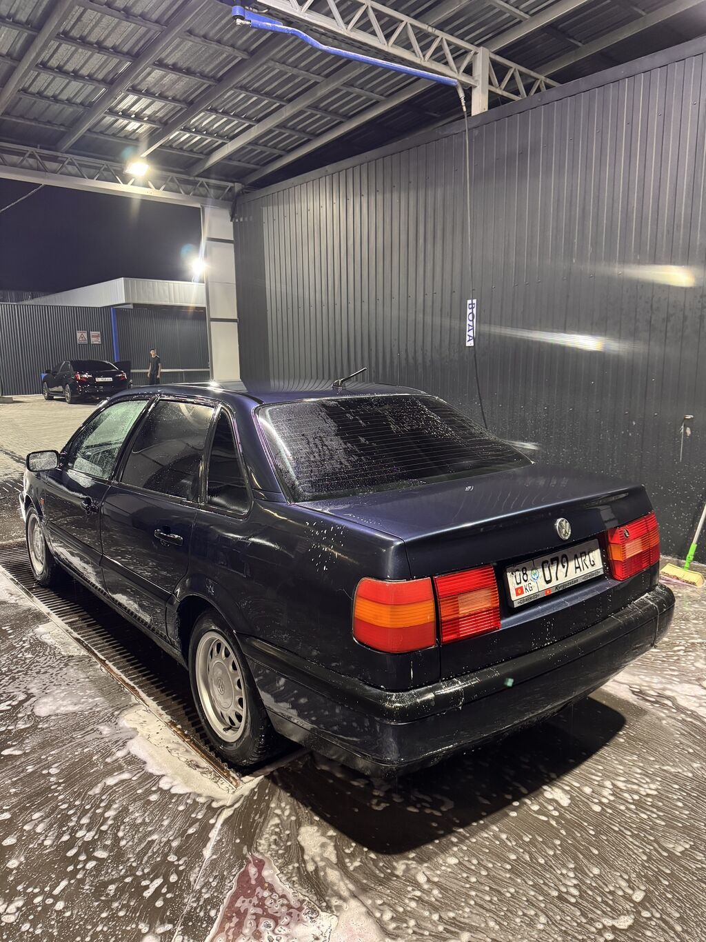 Volkswagen Passat: 1995 г., 1.8 л, Механика: фото 1