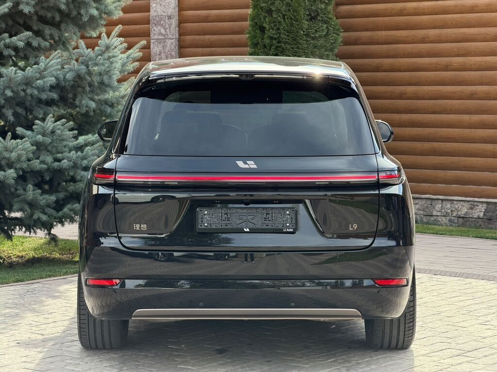 Lixiang L9: 2025 г., 1.5 л, Автомат, Гибрид, Внедорожник: фото 4