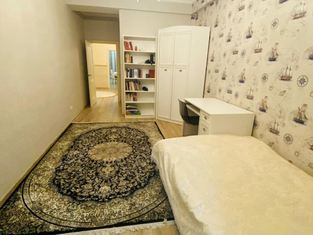 Сдаю светлую, уютную и просторную 4-х комнатную квартиру в центре: фото 5