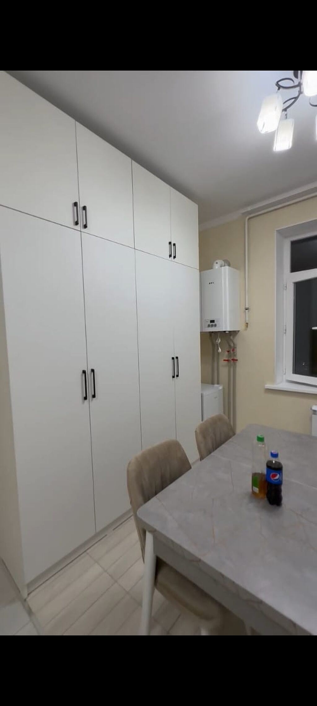 Сдаётся светлая студия с полноценной кухней. - Планировка: единое: фото 5