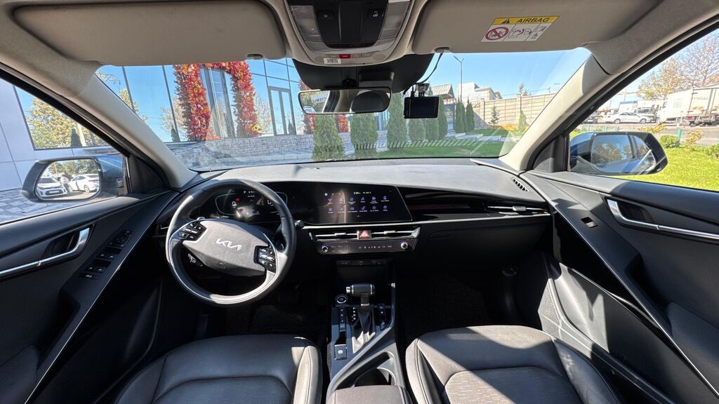 Kia Niro: 2022 г., 1.6 л, Автомат, Гибрид, Кроссовер: фото 6