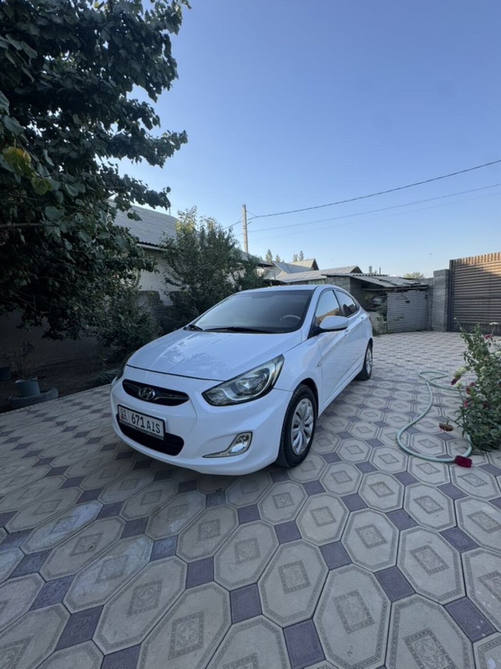 Hyundai Solaris: 2013 г., 1.6 л, Бензин: фото 2