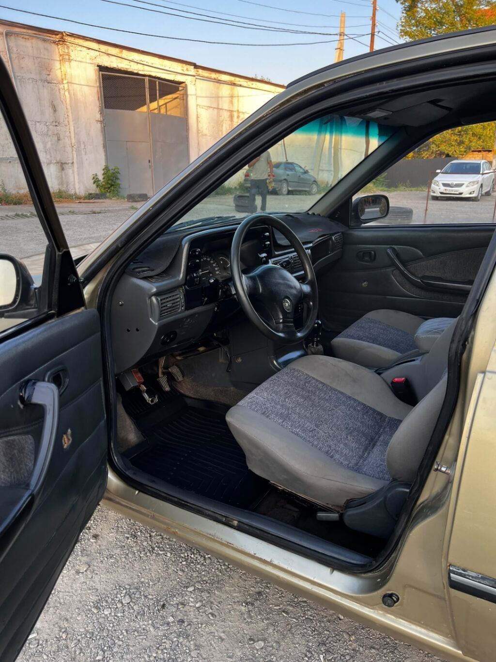 Daewoo Nexia: 2005 г., 1.6 л, Механика, Бензин, Седан: фото 4