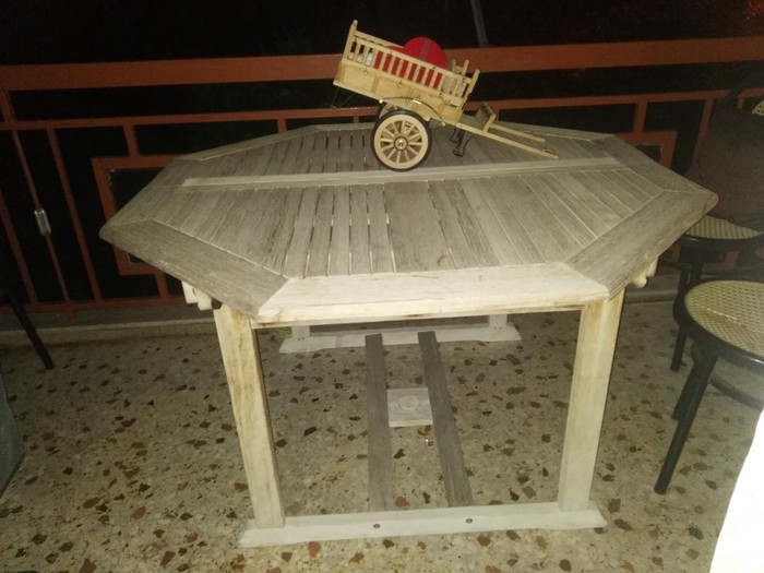 Τραπέζια: σε lalafo.gr σε Αθήνα
