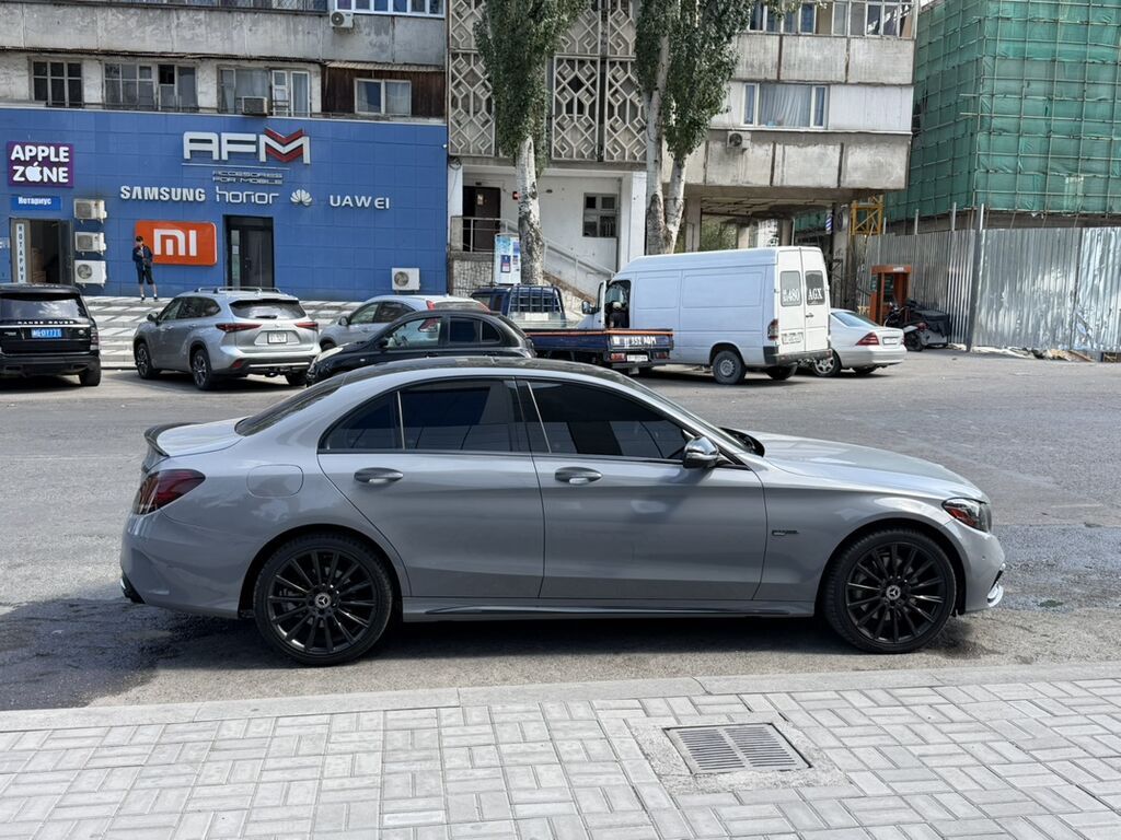 Mercedes-Benz C-Class: 2019 г., 2 л, Автомат, Бензин, Седан: фото 4
