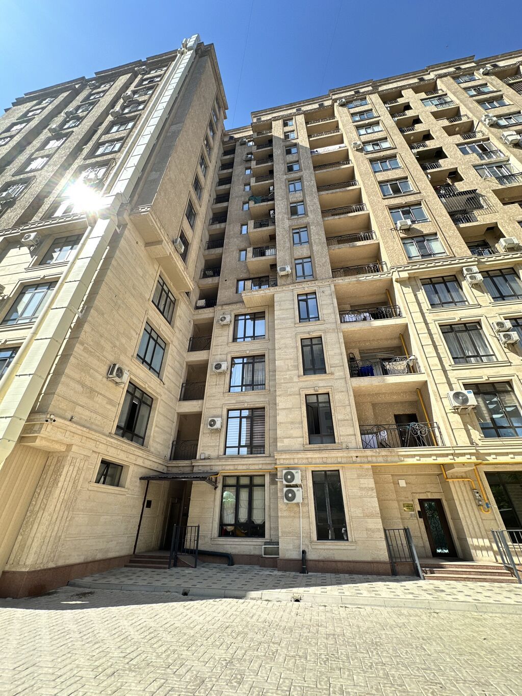 3 комнаты, 96 м², Золотой квадрат Элитка, 9 этаж, Евроремонт: фото 2