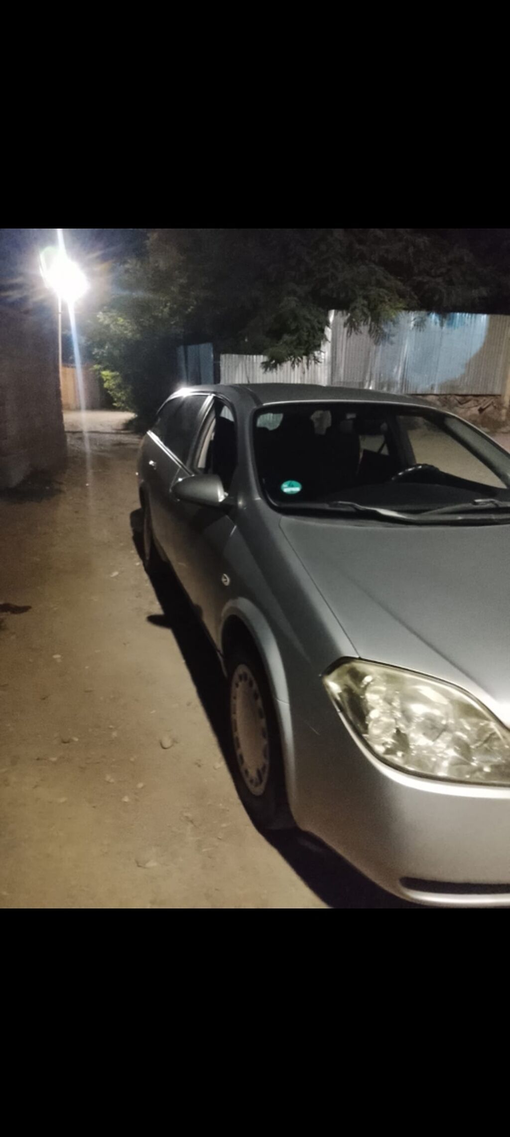 Nissan Primera: 1998 г., 2 л, Автомат, Бензин, Хэтчбэк: фото 3