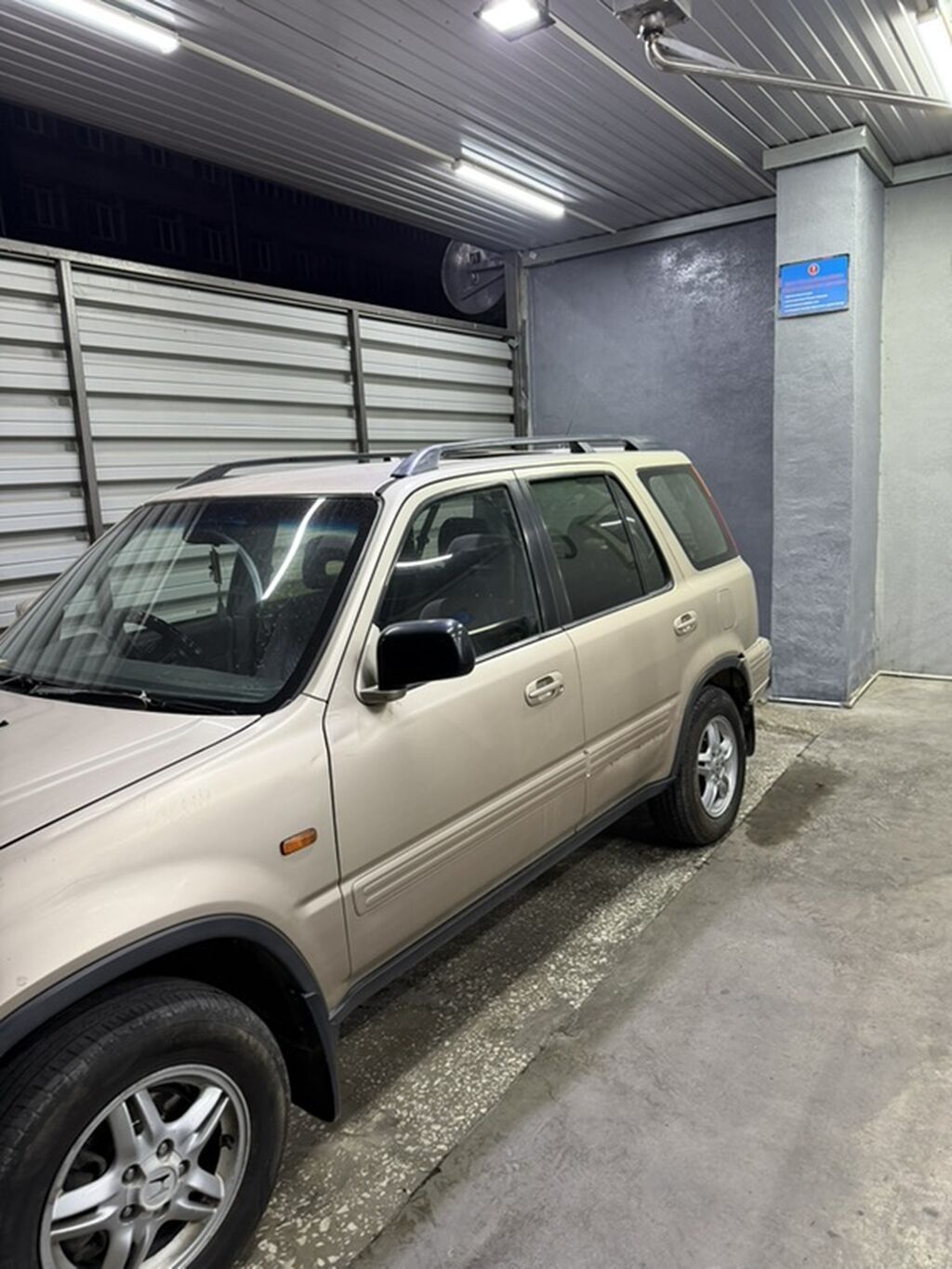 Honda CR-V: 2000 г., 2 л, Автомат, Бензин, Кроссовер: фото 3