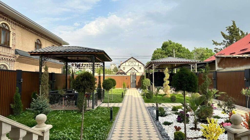 Шикарный дом в ж/м Киргизия‑1 - Участок: 10 соток - Дом: 250 м² - 10: фото 7