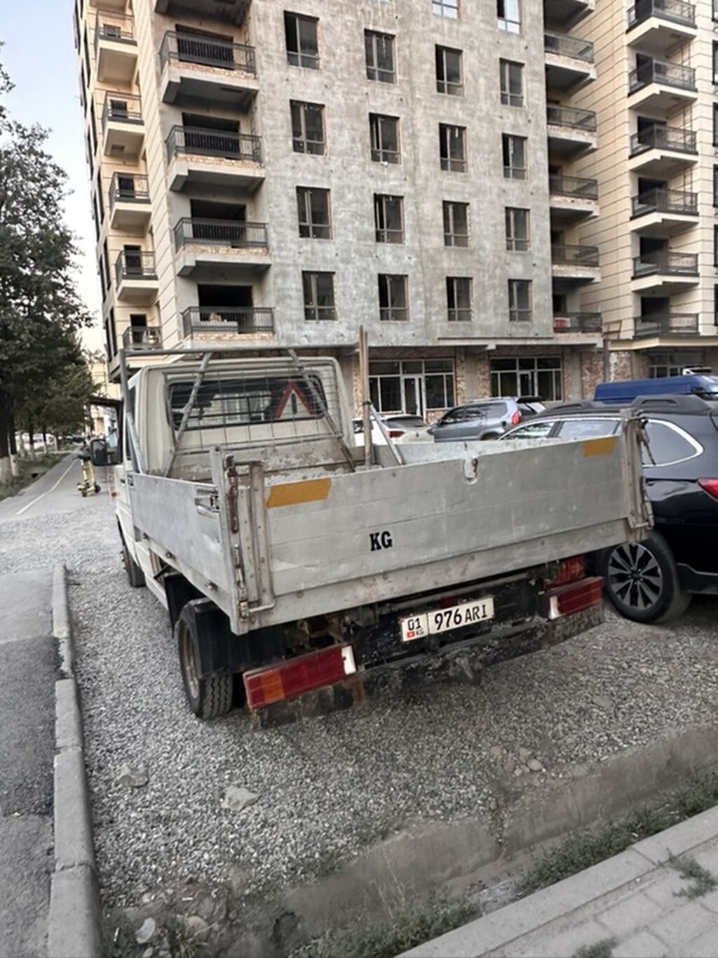Volkswagen LT TDI — бортовой грузовик с двойной кабиной. Самосвал: фото 6