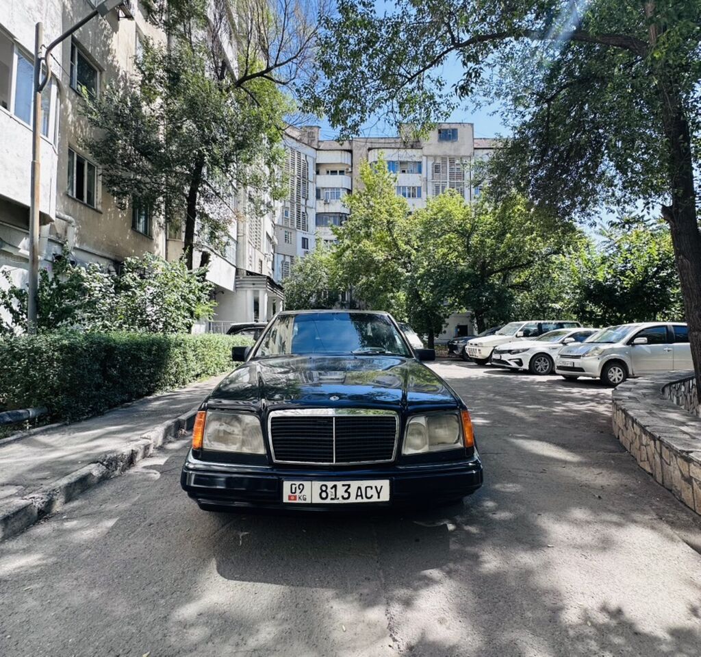 Mercedes-Benz E-Class 1993, седан, 2.2 л, механика: фото 8